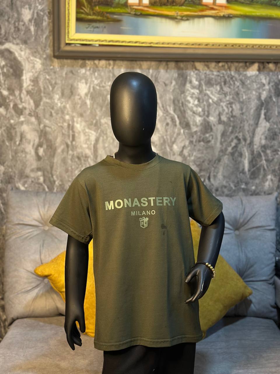 Gray helmet for bikers