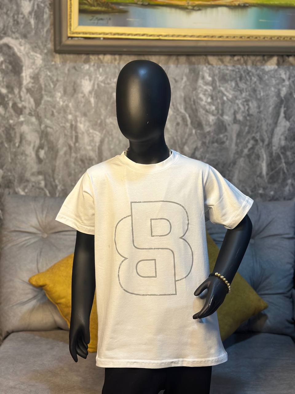 Gray helmet for bikers